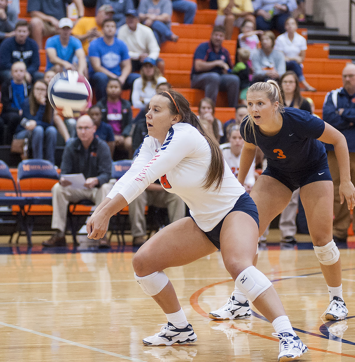 Photos: Midland volleyball vs. Concordia, 9.6.17
